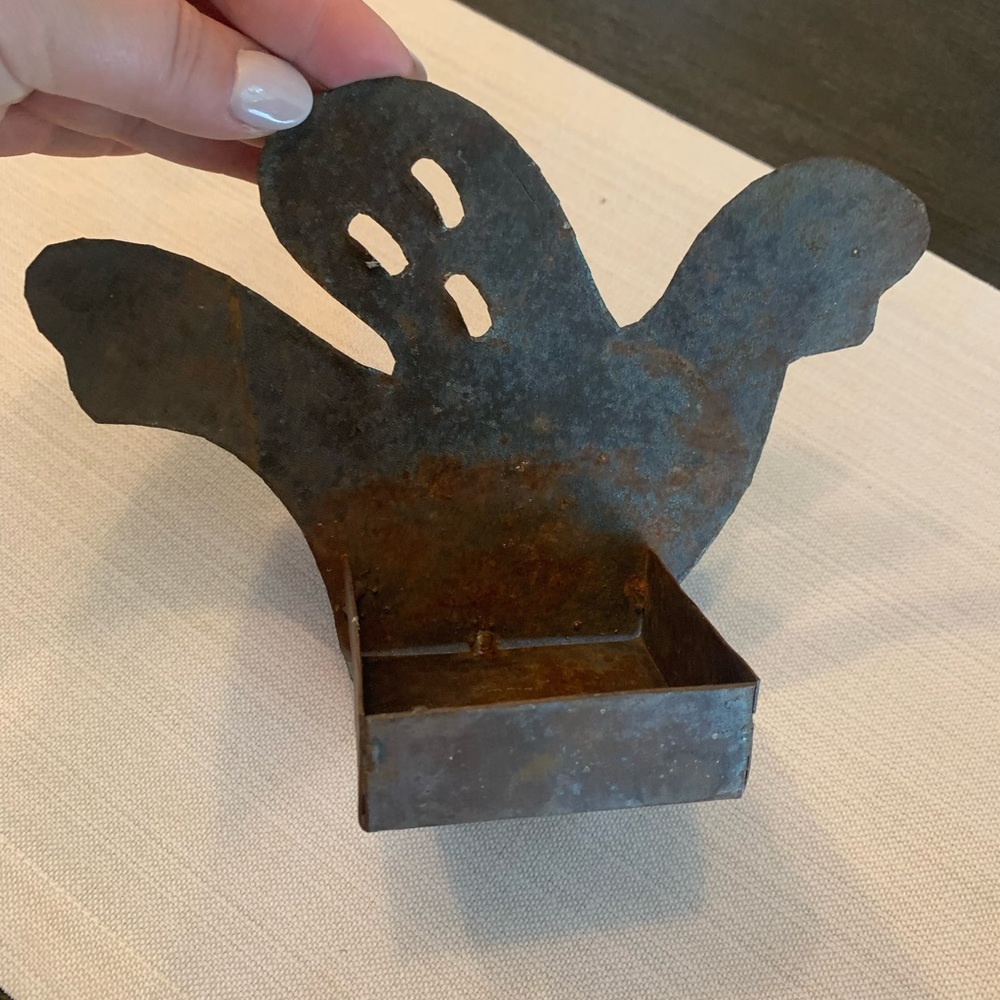 Halloween ghost candle holder